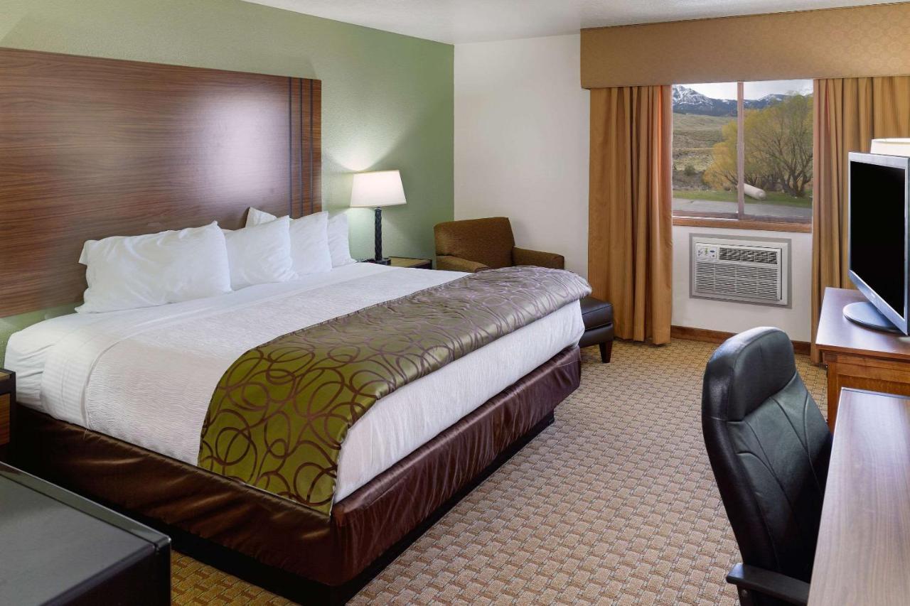 The Ridgeline Hotel At Yellowstone, Ascend Hotel Collection Gardiner Ngoại thất bức ảnh