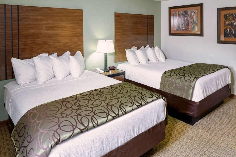 The Ridgeline Hotel At Yellowstone, Ascend Hotel Collection Gardiner Ngoại thất bức ảnh