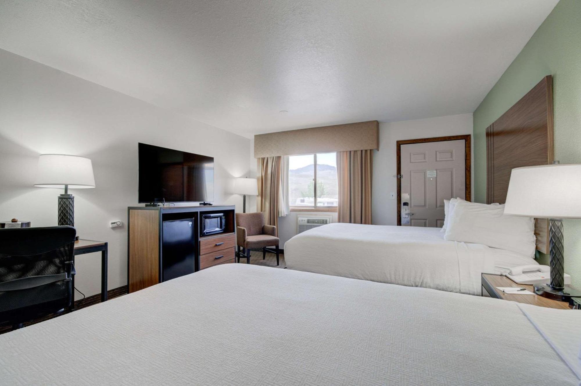 The Ridgeline Hotel At Yellowstone, Ascend Hotel Collection Gardiner Ngoại thất bức ảnh