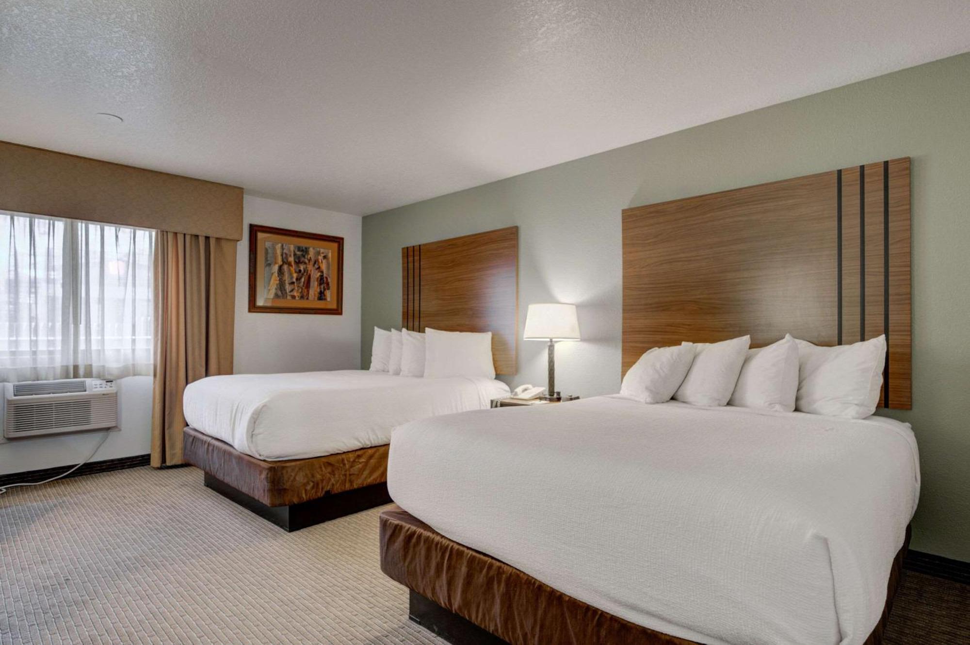The Ridgeline Hotel At Yellowstone, Ascend Hotel Collection Gardiner Ngoại thất bức ảnh
