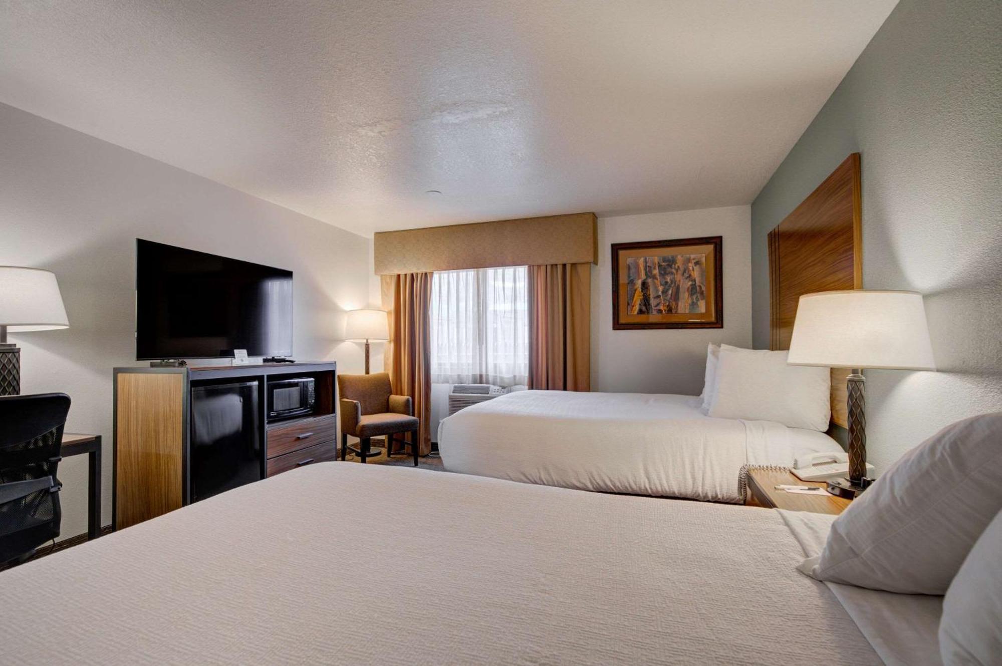 The Ridgeline Hotel At Yellowstone, Ascend Hotel Collection Gardiner Ngoại thất bức ảnh