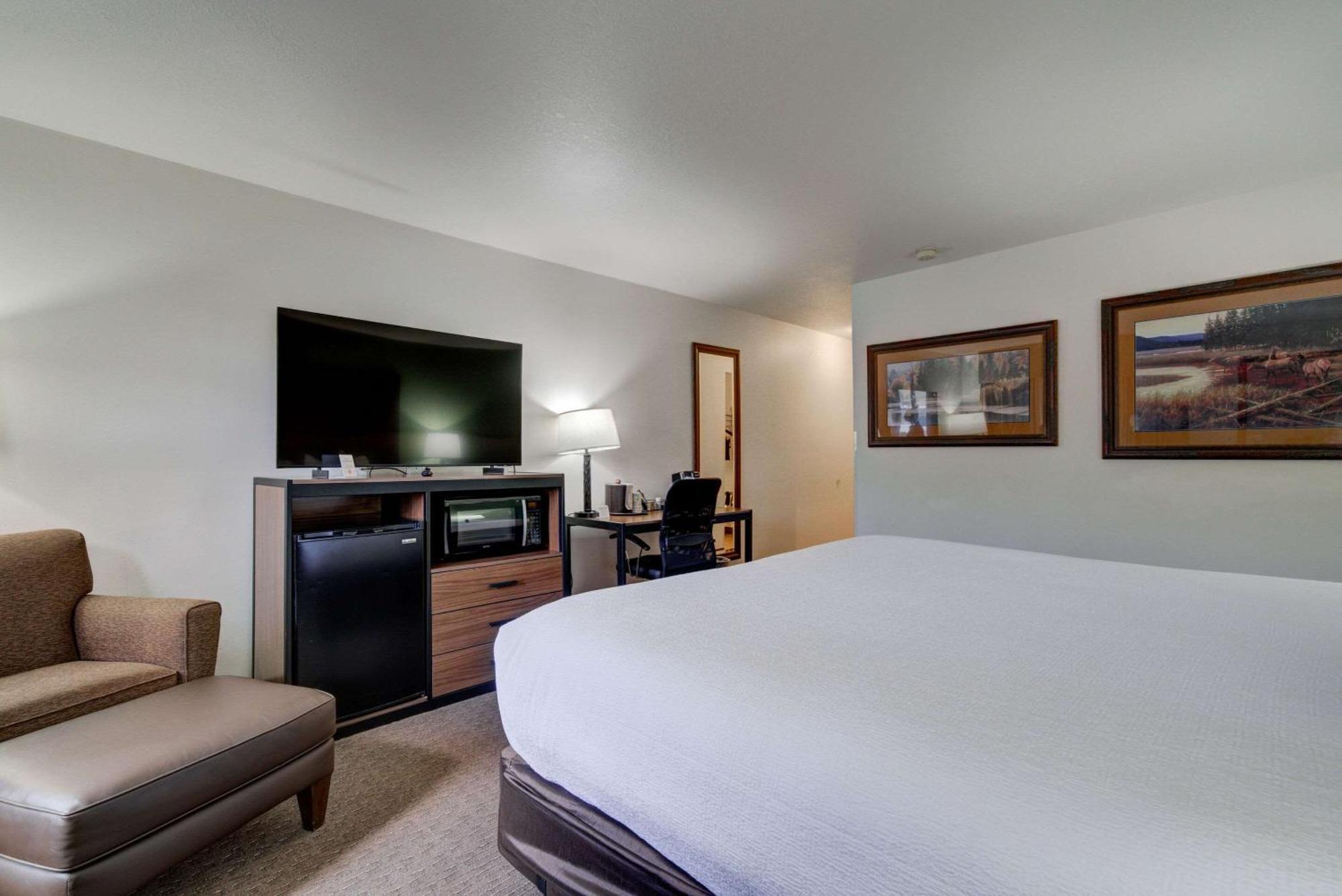 The Ridgeline Hotel At Yellowstone, Ascend Hotel Collection Gardiner Ngoại thất bức ảnh