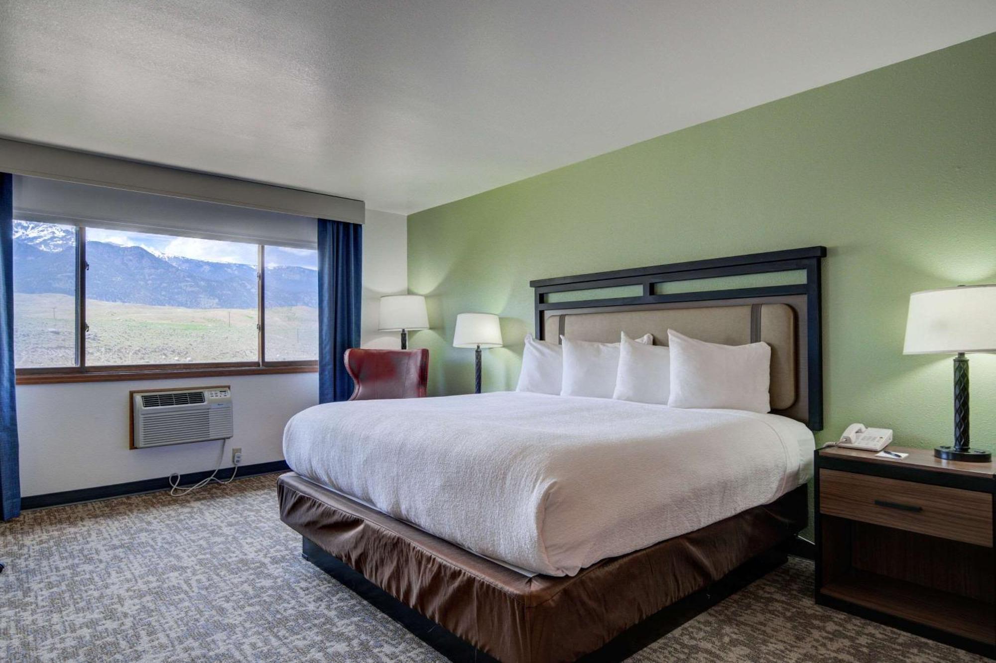 The Ridgeline Hotel At Yellowstone, Ascend Hotel Collection Gardiner Ngoại thất bức ảnh