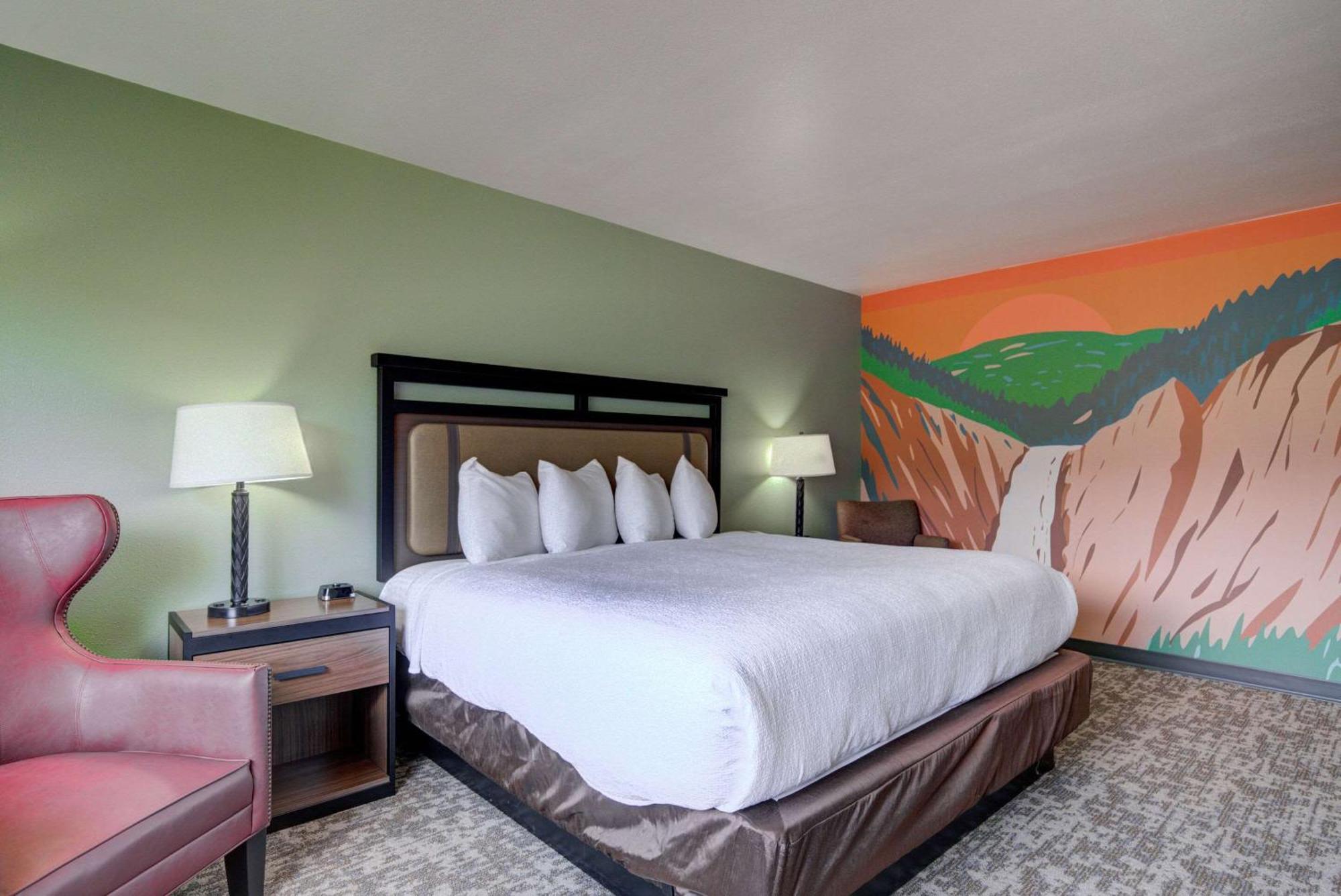 The Ridgeline Hotel At Yellowstone, Ascend Hotel Collection Gardiner Ngoại thất bức ảnh